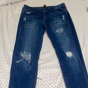 GREAT CONDITION women’s ripped skinny jeans size 1X